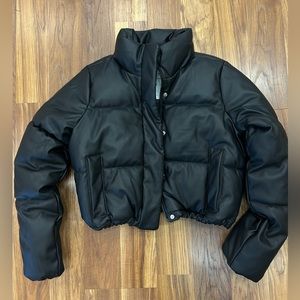 Brand new Hollister black crop puffer jacket